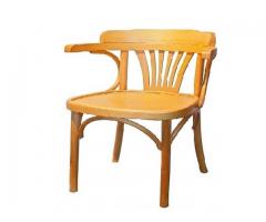 Барные деревянные стулья и табуреты
